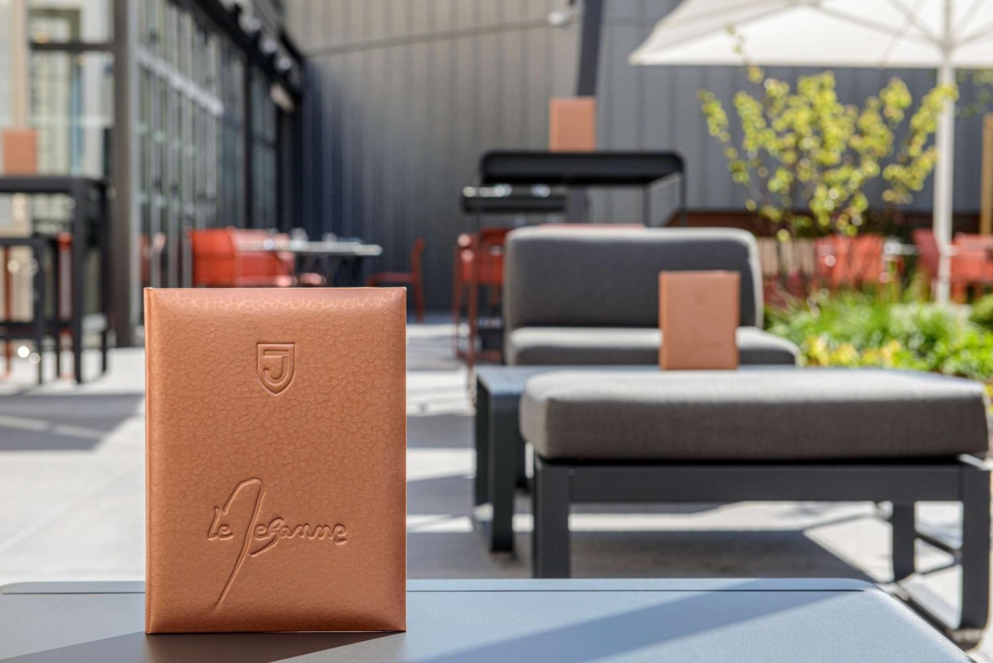Radisson Blu Hotel, Rouen Centre Ngoại thất bức ảnh